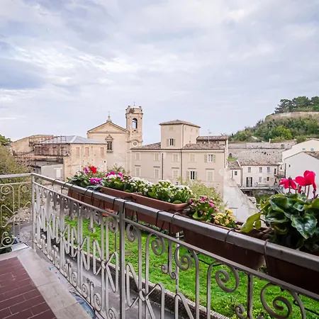 Apartamento Con Balcone In Centro Storico