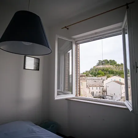 Con Balcone In Centro Storico Apartment *